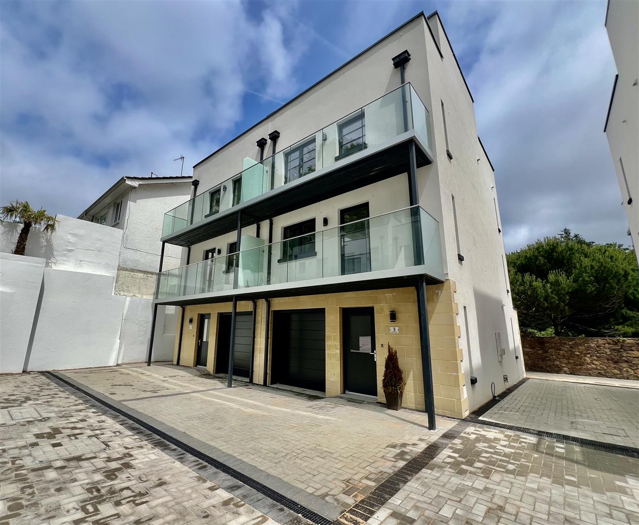 1 – 4 Cranworth Mews, La Vallee Des Vaux, St Helier